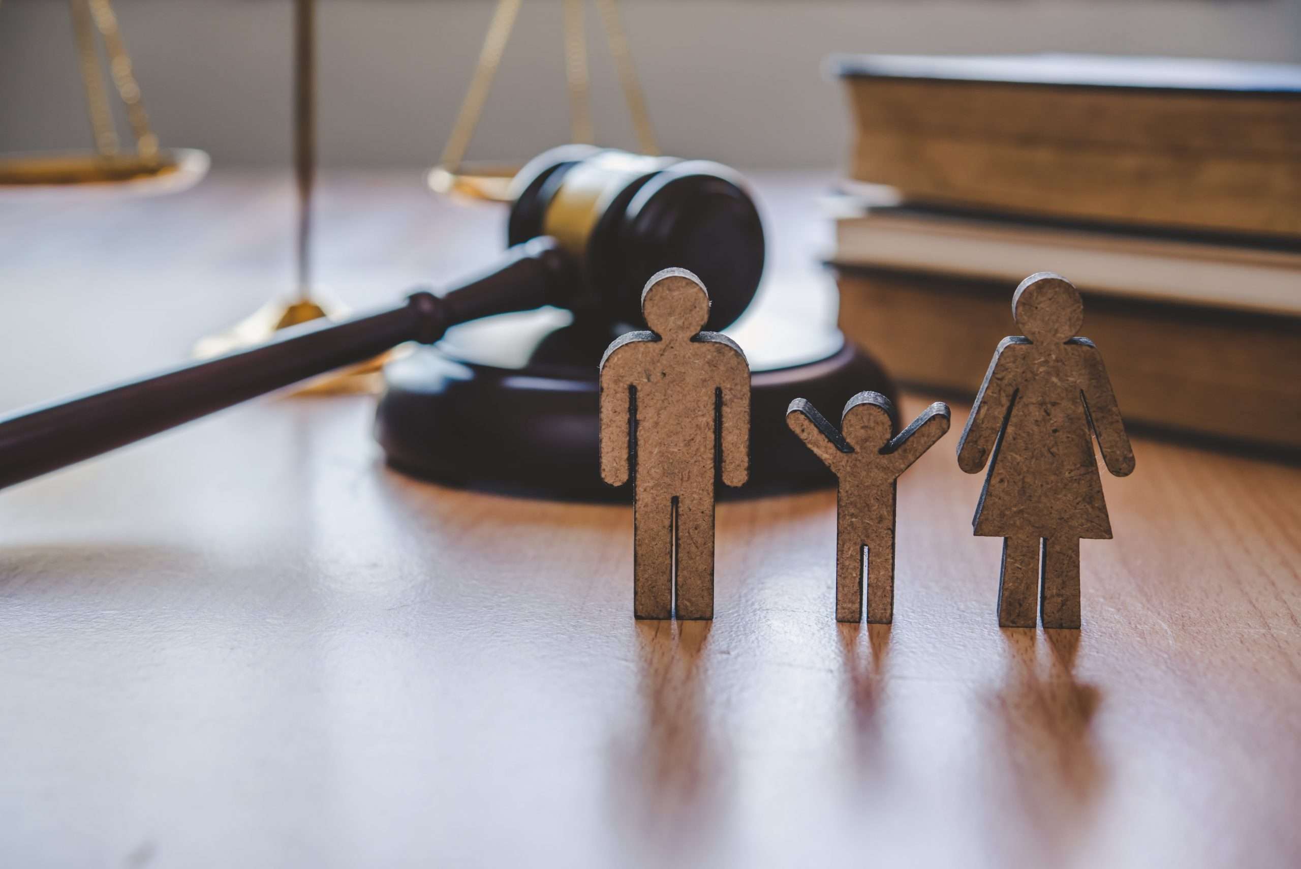 find-the-right-family-law-attorney-scaled